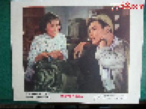 亲兄弟房产证加名字需要交税吗